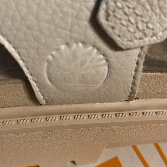 Sandals - Picture 8 of 12